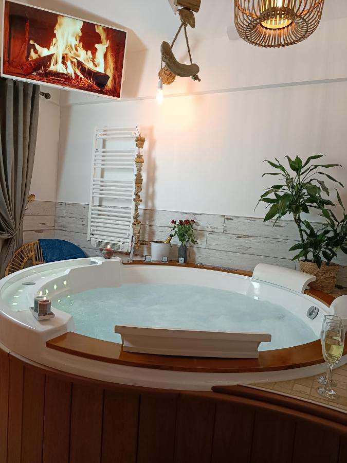 Le Marechal Duplex - Appartement Avec Jacuzzi - Caen Hyper Centre Zewnętrze zdjęcie