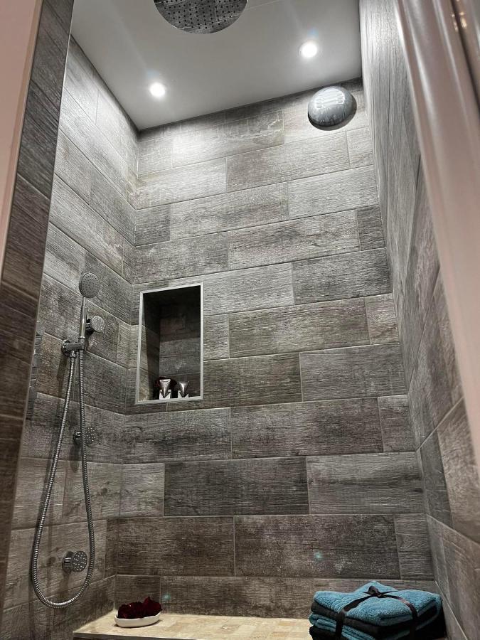 Le Marechal Duplex - Appartement Avec Jacuzzi - Caen Hyper Centre Zewnętrze zdjęcie